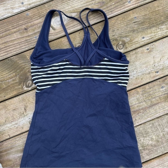 Athleta Stripe Support Top in Navy and White  M 2 in 1 yoga - Picture 8 of 10